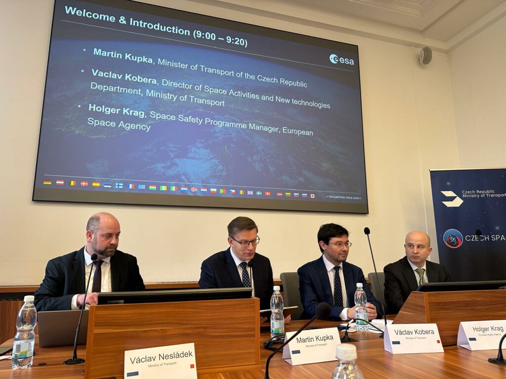 Opening of the Industry Briefing for ESA's Space Safety Programme